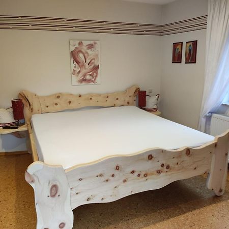 Ferienwohnung Bleifuss Altenbuch エクステリア 写真